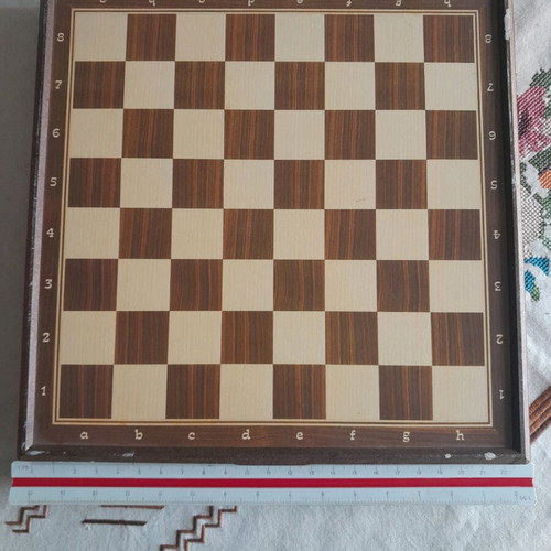 Wooden chess used, box set