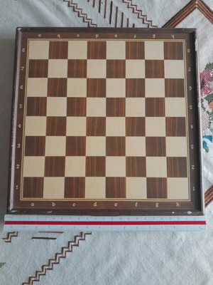 Wooden chess used, box set