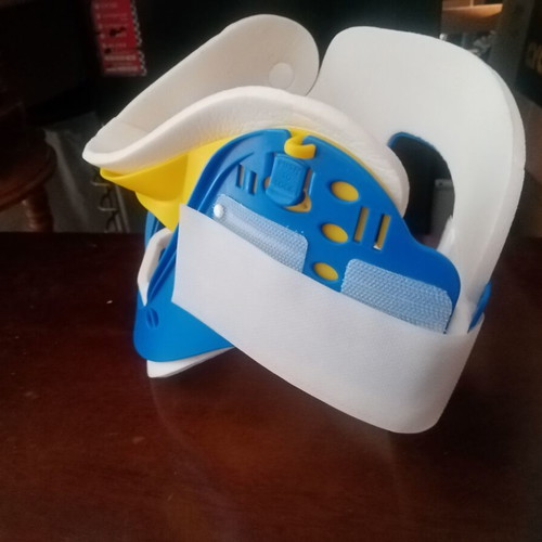 Children's adjustable Philadelphia cervical collar medical aid