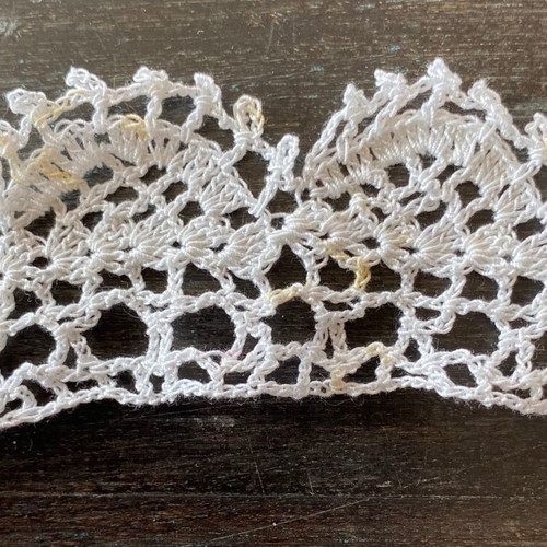 Handmade white lace new, 4 pieces