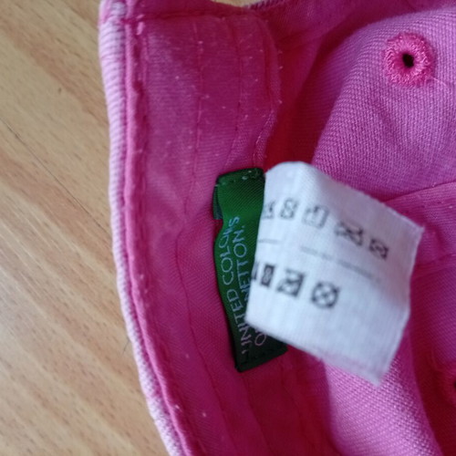 Girls' hat Benetton 1-2 years like new
