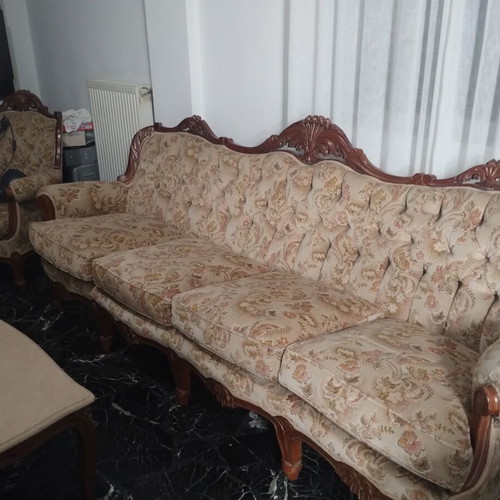 Vintage living room set like new with reupholstered seats