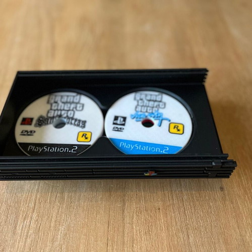 PlayStation 2 κονσόλα καινούργια με cd για σουβέρ