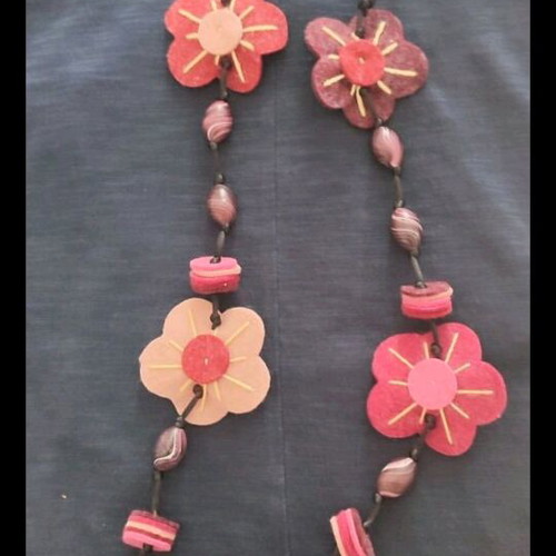 Handmade felt necklace in pink and burgundy colors new