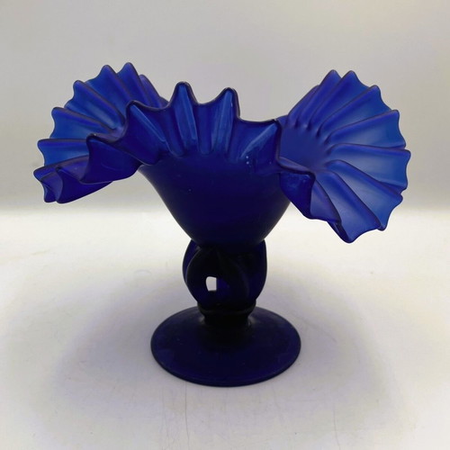 Vintage Handmade Art Glass Bowl Cobalt Blue with Ruffled Edge like new