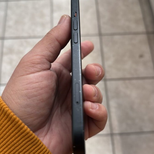 Apple iPhone 15 128GB Black like new