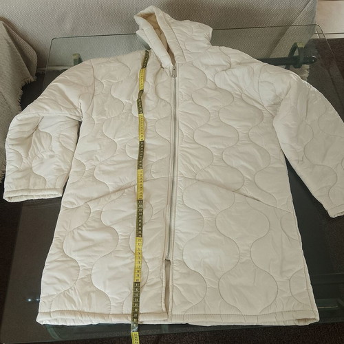 Long women's quilted jacket like new, white with hood