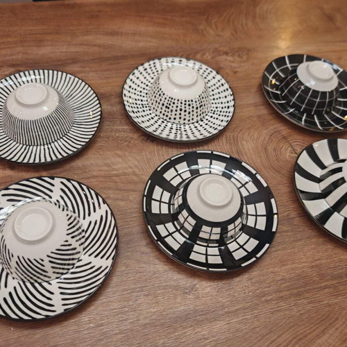 Ceramic coffee set 6 pieces new, black and white design