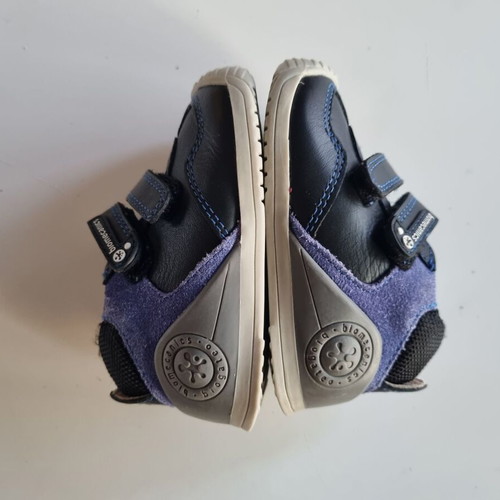 Biomechanics Baby Anatomical Shoes Size 19 Like New