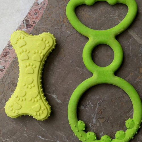 Dog toys like new for medium to large dogs