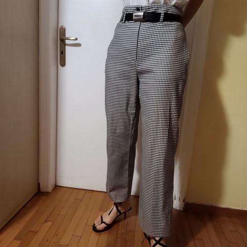 Gingham black and white pants size 40 like new by United Colors of Benetton