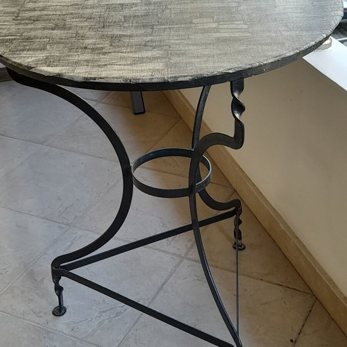 Coffee Table like new, iron, suitable for indoor and outdoor use