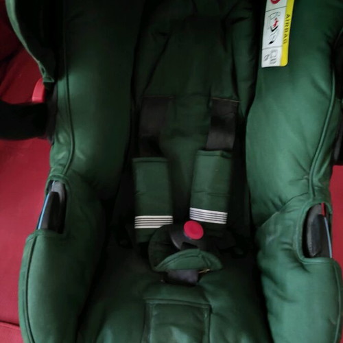 Foppa Pedretti baby car seat used, unisex cypress color