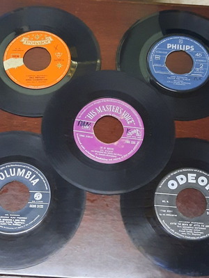 Vinyl 45s used, pack of 5, 1970s laiko jukebox records