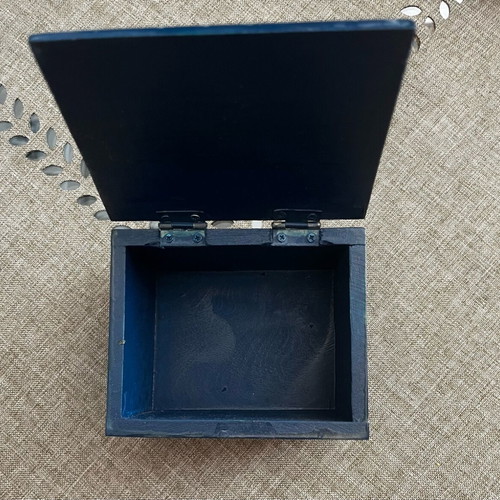 Baby decorative boxes set of 2 like new