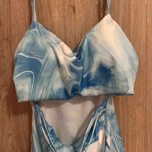 Decoro medium dress like new, size M