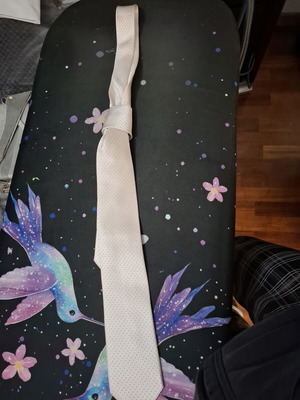 Berto Lucci silk tie, cream with subtle polka dots