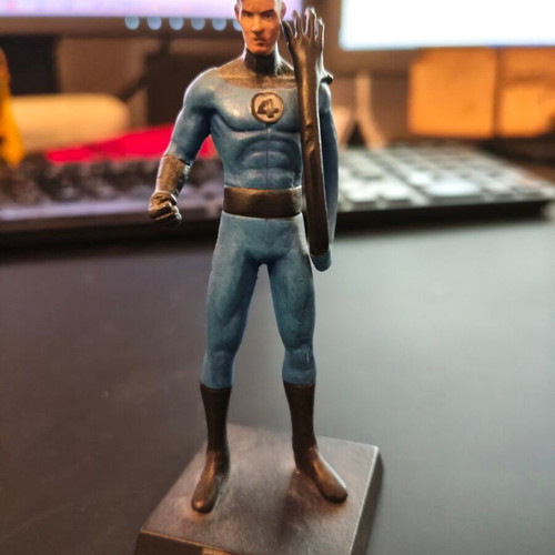 Mr Fantastic Eaglemoss Marvel Classic with magazine like new