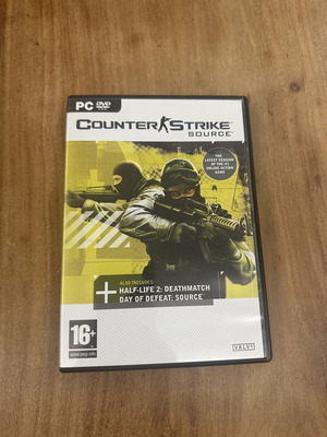 Counter-Strike: Source PC DVD used, includes Half-Life 2 and Day of Defeat
