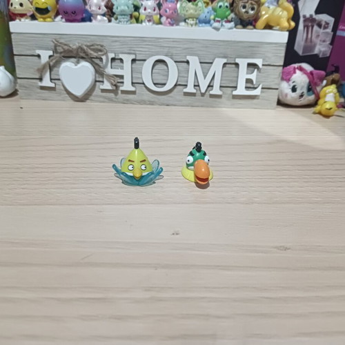 Angry Birds figures set of 2 used