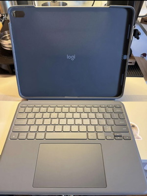 Logi Combo Touch θήκη πληκτρολόγιο για iPad Air M2/M3/M4 13 ίντσες σαν καινούργιο