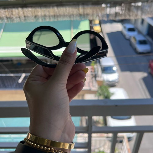 Y2K Cat Eye Sunglasses Black With White Detail Like New
