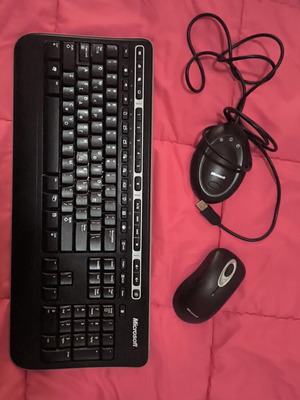 Microsoft keyboard and wireless mouse like new