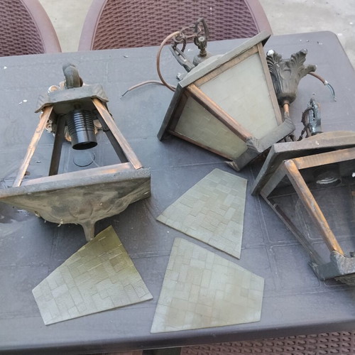 Set of 3 vintage outdoor lanterns with antique design