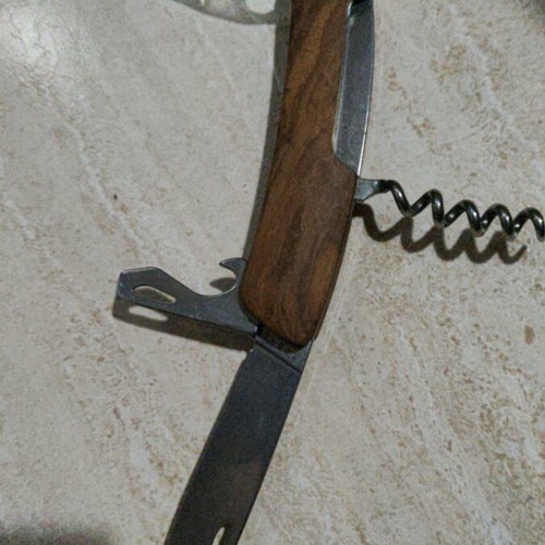 Swiza TT03 Tick Tool Swiss Pocket Knife with Walnut Wood Handle like new