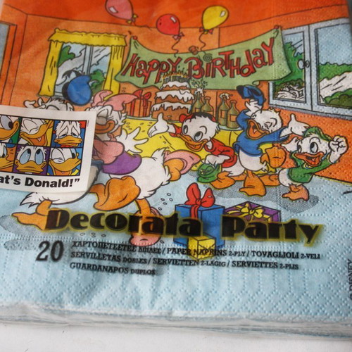 Thats Donald party set napkins and plates Decorata Disney new