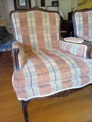 Saridis two armchairs like new
