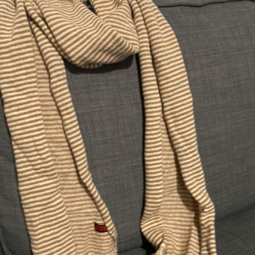 Striped scarf like new, beige