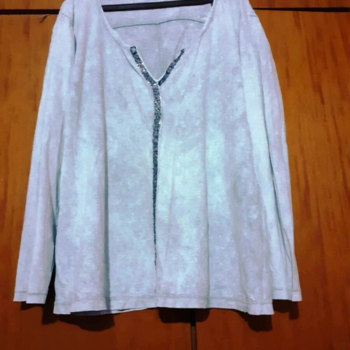 Loose blouse with sequin detail like new, gray and blue, size XL