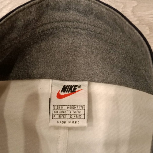 Nike retro jacket with buttons, vintage style, size M