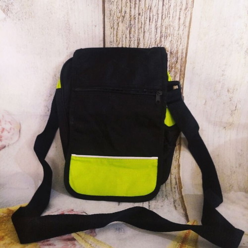 Sports Shoulder Bag. Brand new.