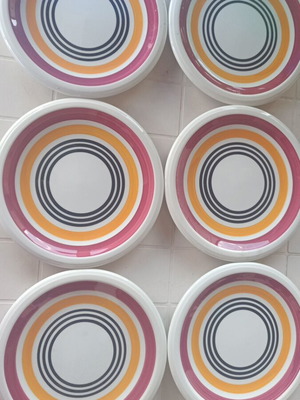 Ceramic plates set of 6 used, small flat dining plates