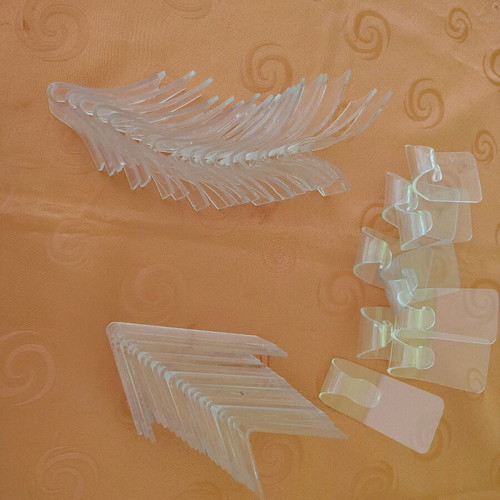 Plexi glass display bases like new, 51 pieces