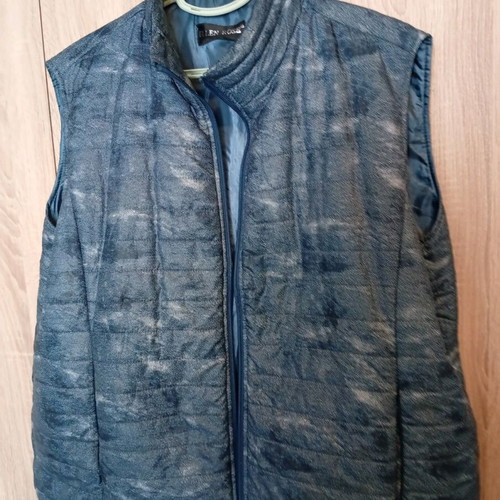 Celestino women's sleeveless jacket like new, blue, XL