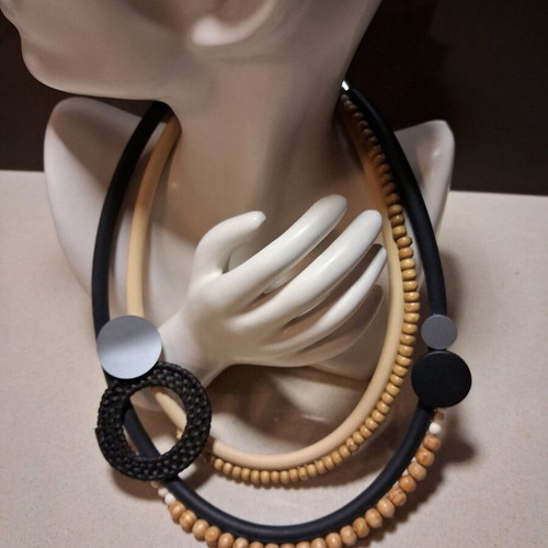 Women's statement necklace like new, boho modern geometric style