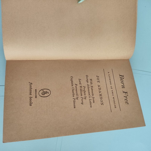Born Free The Story of Elsa the Lioness book by Joy Adamson vintage 1962