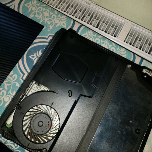 PlayStation 4 Pro like new with 500GB SSD and carbon skin