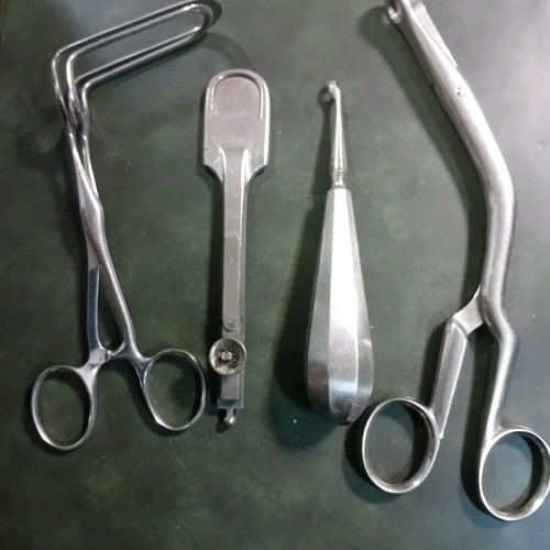 Interwar medical tools used in very good condition