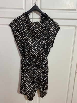 Polka dot dress Zara like new, black and white, size L