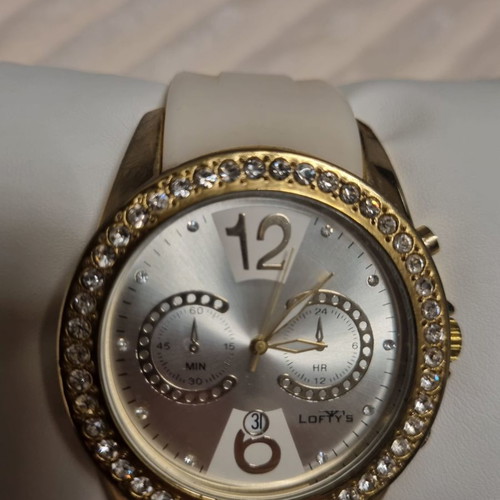 Loftys wristwatch used with chronographs and crystal decoration