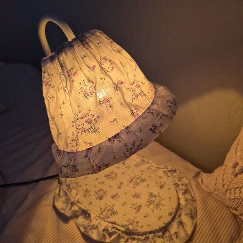 Vintage table lamp with floral ruffles