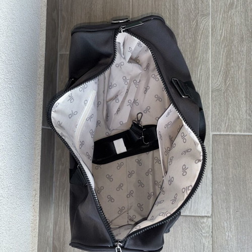 Alo dufflebag new with tags
