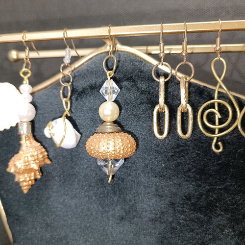 Handmade earrings new from shells, pearls, crystals and bronze