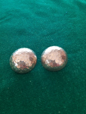 Earrings like new
