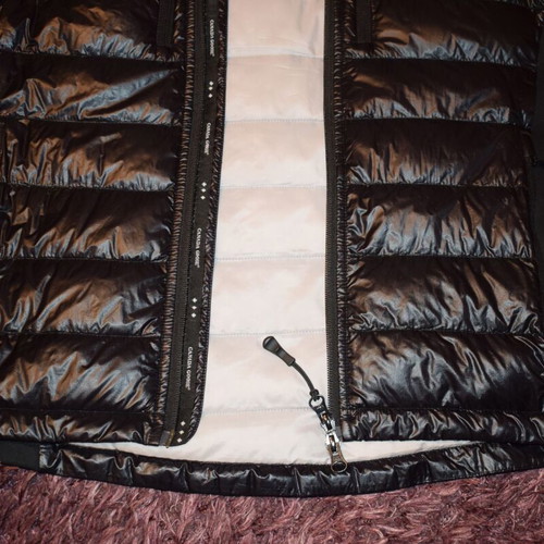 Canada Goose HyBridge Lite Hooded Down women's jacket used, size M, black