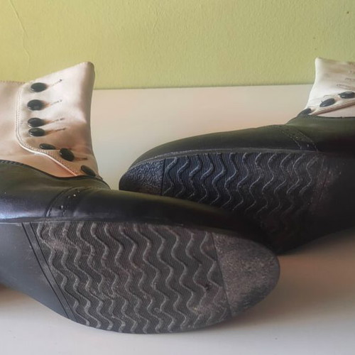 Men's boots size 44.5, black and white, with zipper and buttons